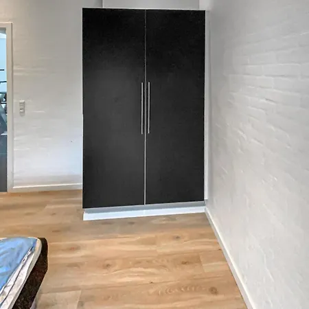 In With Sauna ブラーバンド