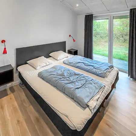 In With Sauna ブラーバンド