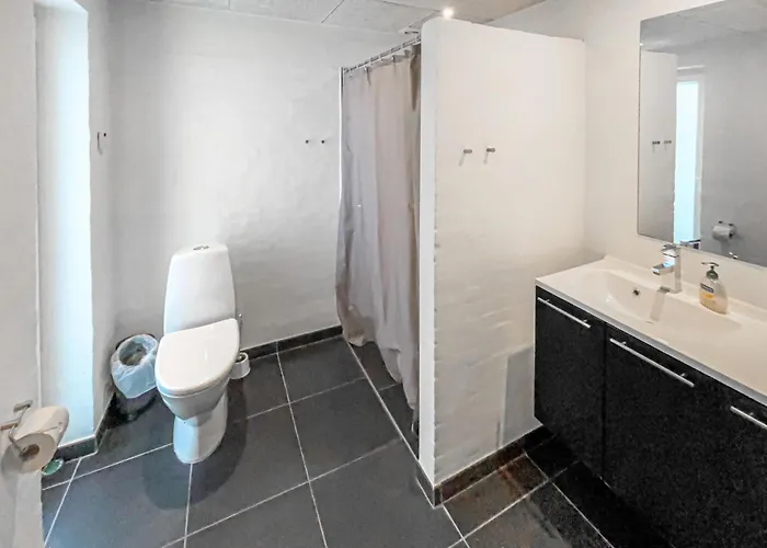 بيت للعطل In With Sauna *